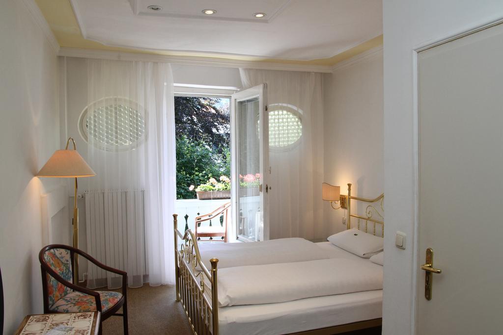 Romantic-Pension Albrecht - Since 1901 Hohenschwangau Exterior photo